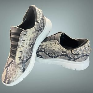 Sesto Meucci animal print slip on tennis shoes